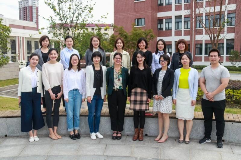 首页 新闻 刘炅,上海市曹杨第二中学2019届dsd国际德语理工实验班毕业